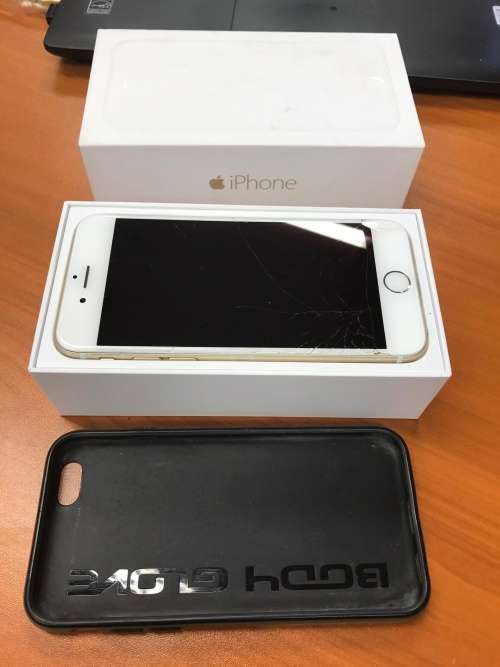 Iphone 6 64GB White and gold PLEASE READ
