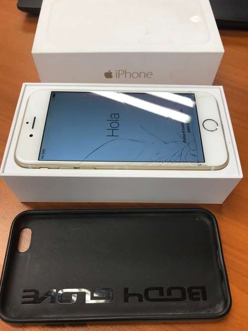 Iphone 6 64GB White and gold PLEASE READ