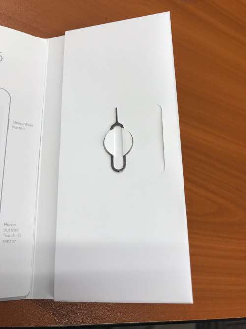 Iphone 6 64GB White and gold PLEASE READ