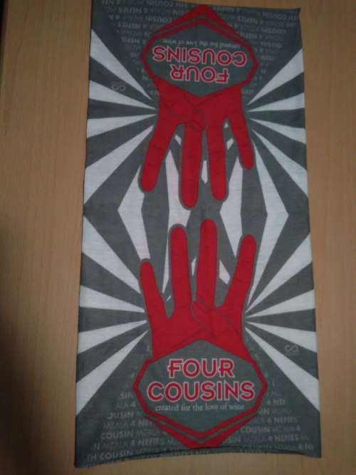 Four Cousins Head, neck and face wear