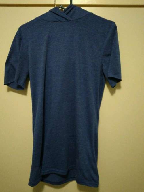T-shirt with hoodie (13-14yrs) Will fit size small