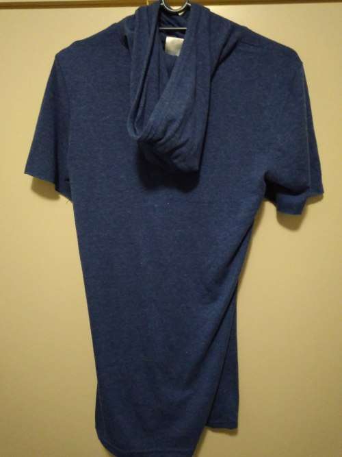 T-shirt with hoodie (13-14yrs) Will fit size small