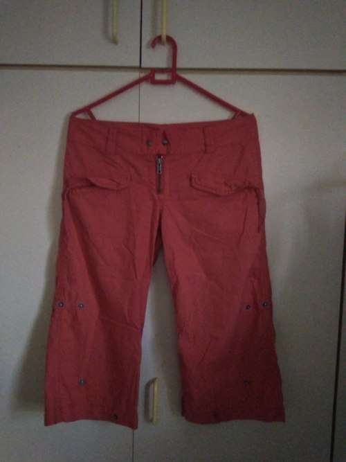Three quarter pants size 30