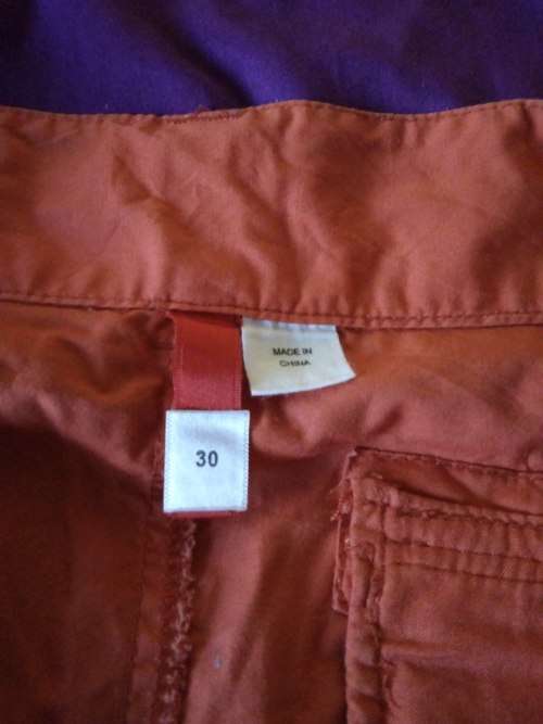 Three quarter pants size 30