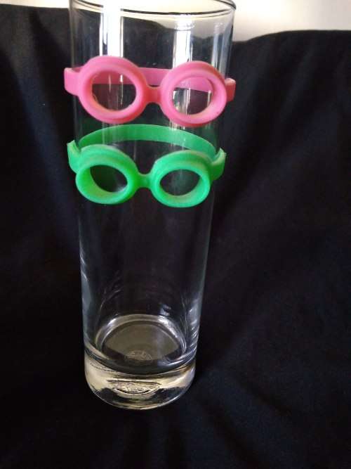 Glass goggles x 6 and sloths x 6