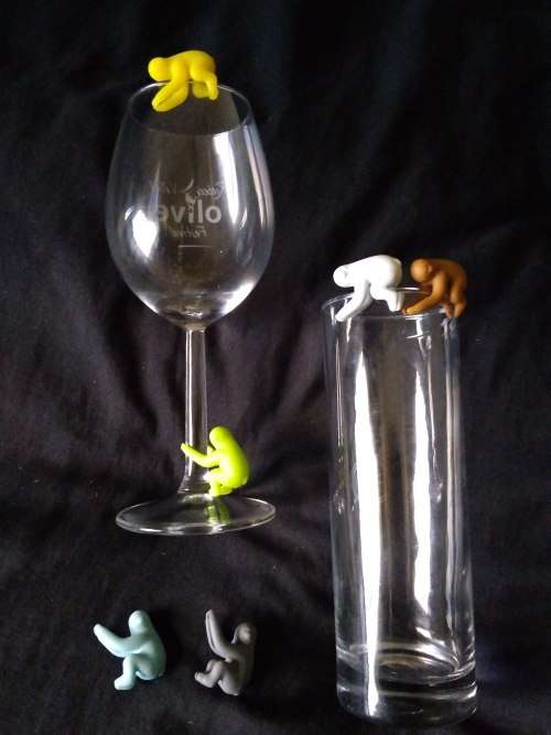 Glass goggles x 6 and sloths x 6