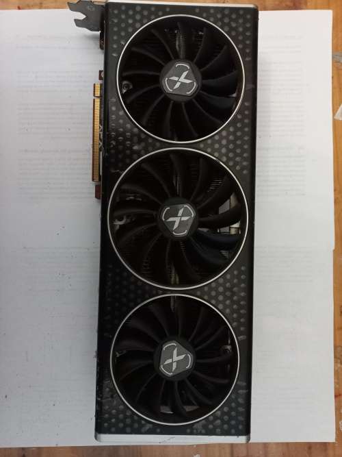 XFX Radeon RX 6700 XT Speedster QICK319 Black