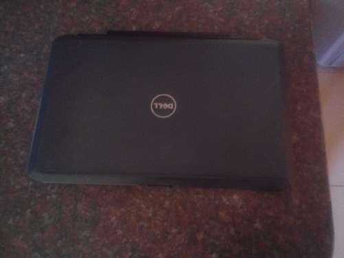 Dell Latitude E5530 (Battery Faut-Works on Charger Only)