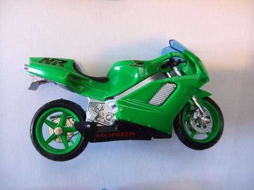 WELLY MOTORBIKE HONDA NR-1:18