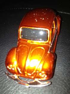 MAISTO VOLKSWAGEN BEETLE 1300-1.64