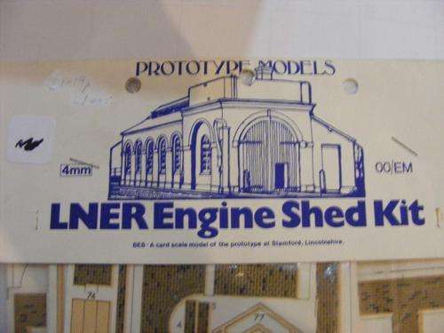 CARD KIT  UNBUILT  LOCOSHED L.N.E.R.    OO/ HO   290 mm x 85mm SINGLE LOCO