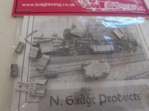 n GAUGE fork lift crates pallets