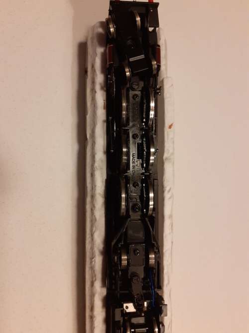 HORNBY  DUCHESS OF SUTHERLAND   DCC   LOKSOUND DECODER WITH AUTHENTIC SOUND . LOCO DRIVEN
