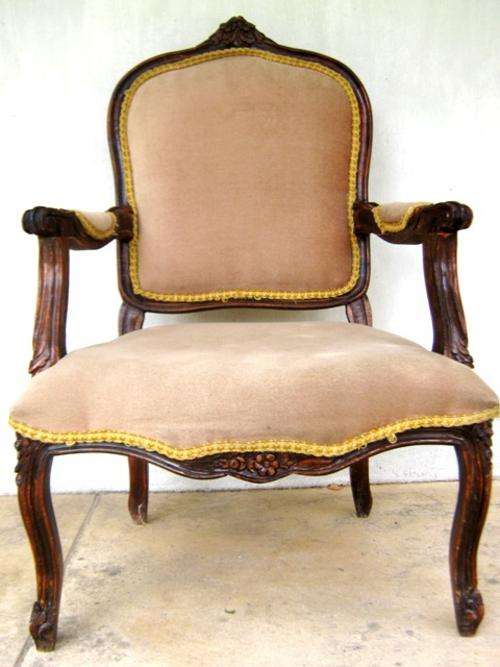 FRENCH INSPIRED ANTIQUE CHAIR