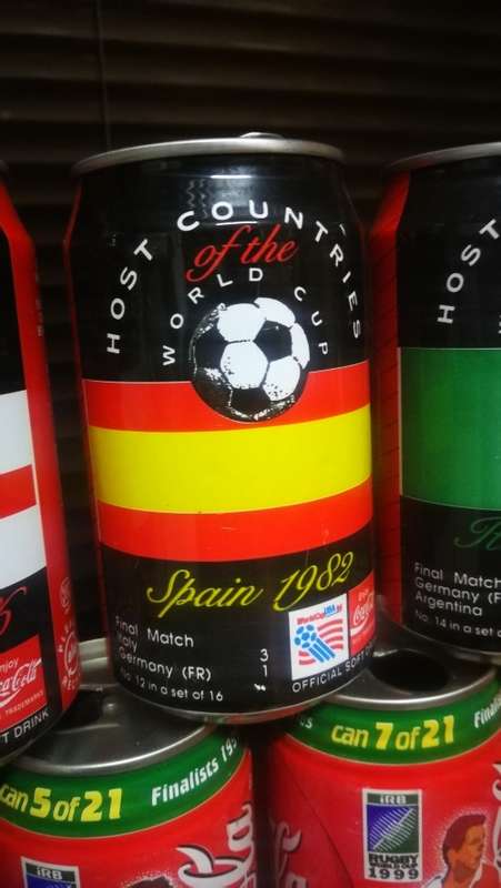 21 x 1999 Rugby World Cup Collectors Coca-Cola Cans..