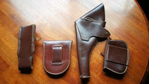 Vintage full leather S.A.P accessories set..