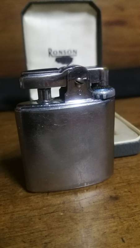Vintage Ronson 1950`s Lighter - Made in England