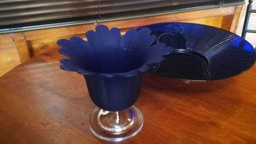 Big 34cm Beautiful Cobalt Blue Glass Bowl with Inner Blue Flower Vase..