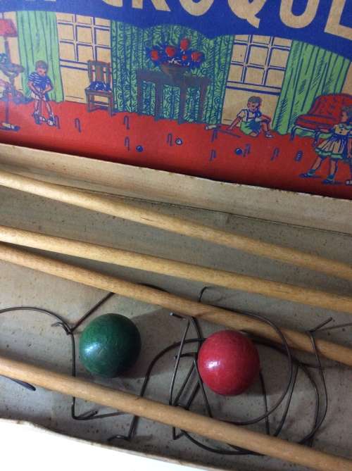 VINTAGE PARLOR CROQUET SET - BRILLIANT - GREAT FIND -