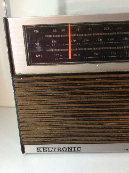 OLD KELTRONIC 3 BAND RADIO - GREAT OLD ITEM -  WORKED WHEN TESTED -