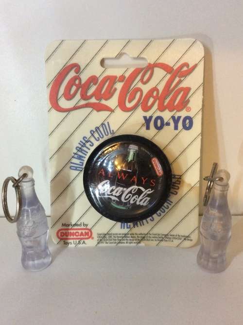 1990's DUNCAN YO YO SEALED & TWO COKE KEY RINGS - ALWAYS COCA COLA -