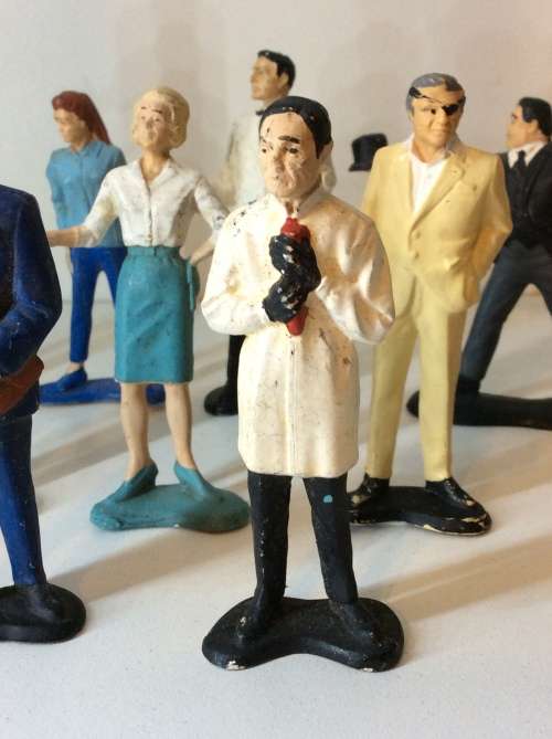 Vintage 1965 Gilbert James Bond 007 Ten Movie Characters Action Figure Set - COMPLETE - SUPER RARE -