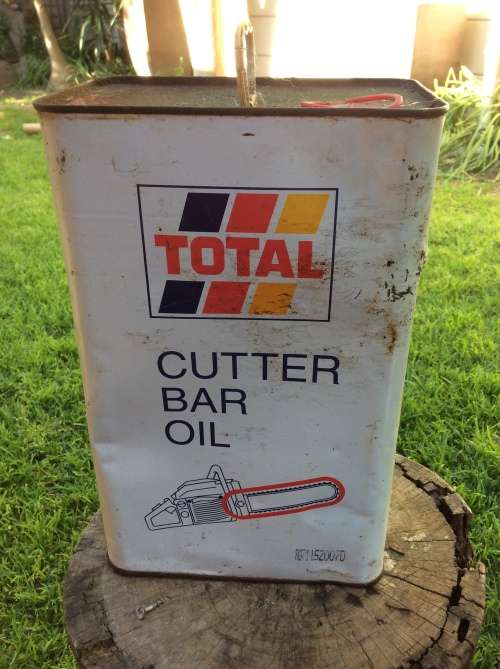 OLD 5 LITER OIL CAN - TOTAL - GREAT FIND -