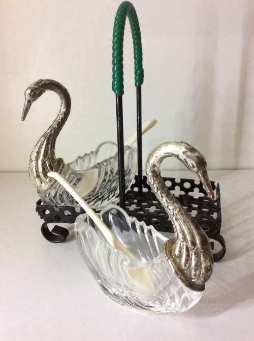 OLD JAPANESE MADE SET OF SALT AND PEPPER SWAN BOWLS WITH SPOONS