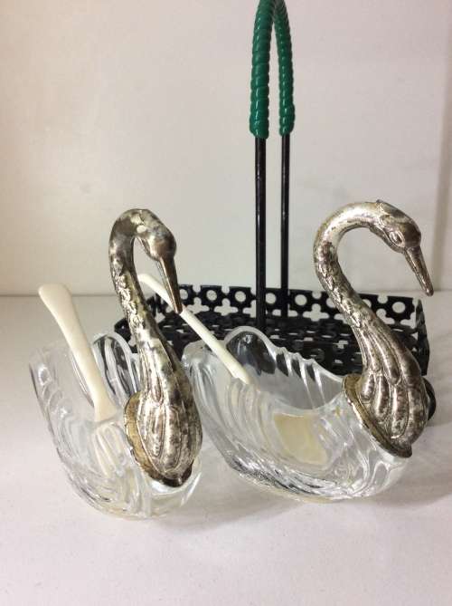 OLD JAPANESE MADE SET OF SALT AND PEPPER SWAN BOWLS WITH SPOONS