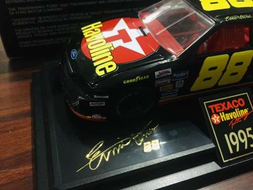 ERNIE IRVAN RACING FORD DIE CAST BANK MODEL - 1995 - NO KEY - Box 28cm long -