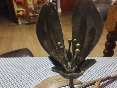 METAL TABLE ASHTRAY IN SHAPE OF FLOWER - CIRCA 1930-1950 - GREAT ITEM -