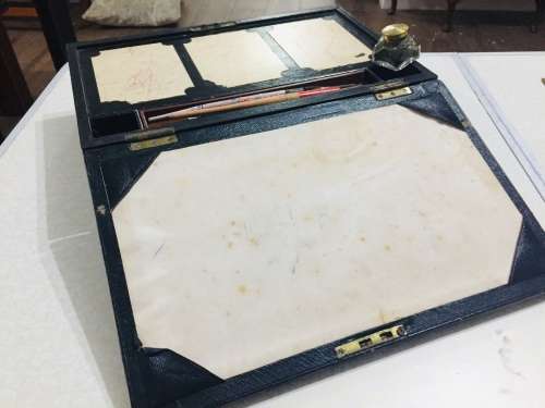 EDWARDIAN TRAVELING WRITING BLOCK WITH KEY - SOMETHING SPECIAL -