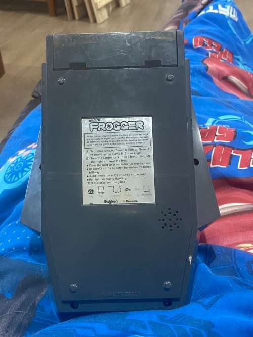 1982 FROGGER ARCADE GAME - WORKING IN VERY GOOD CONDITION -