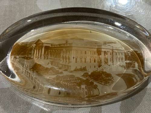Union buildings old paperweight
