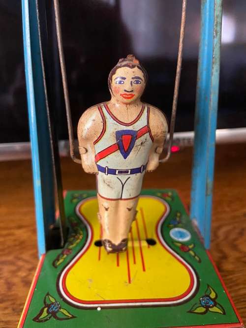 WYANDOTTE USA MADE 1930s WIND UP TIN ACROBAT - EXTREMELY RARE - WORKS -