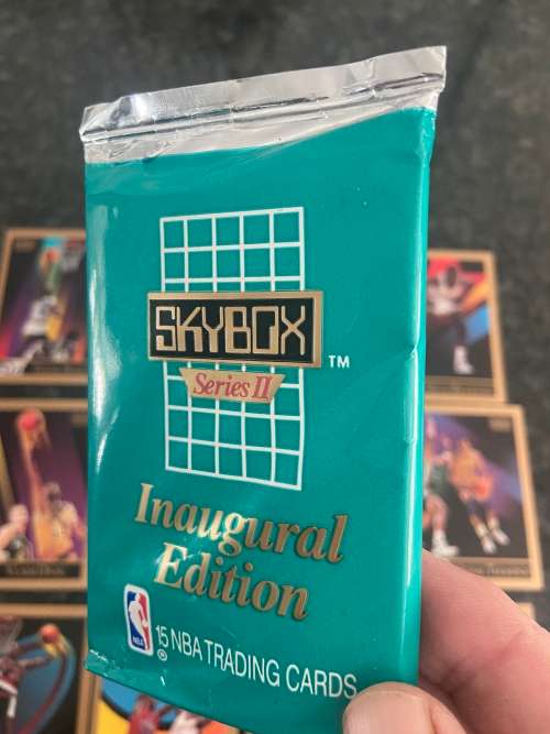 1991 Fleer MICHEAL JORDAN CARD PLUS SEALED PACK SKYBOX 1991 CARDS !!!!!!