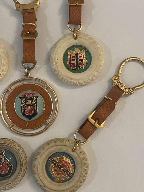 OLD CAR BRANDED KEY HOLDERS