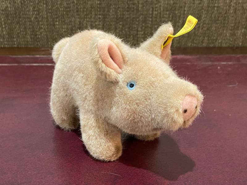 ORIGINAL GERMAN STEIFF PIGGY