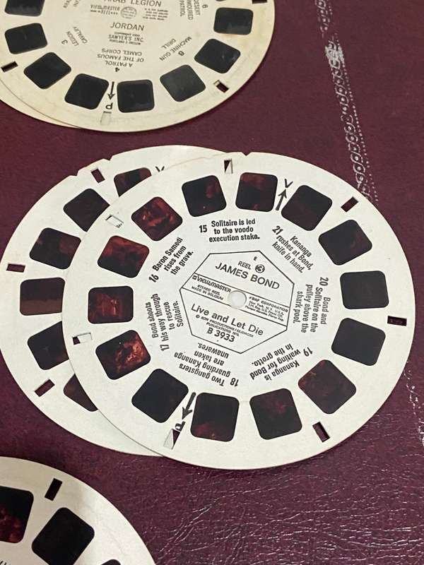 VINTAGE VIEW MASTER USA WITH LARGE LOT GREAT REELS SEE PICTURES