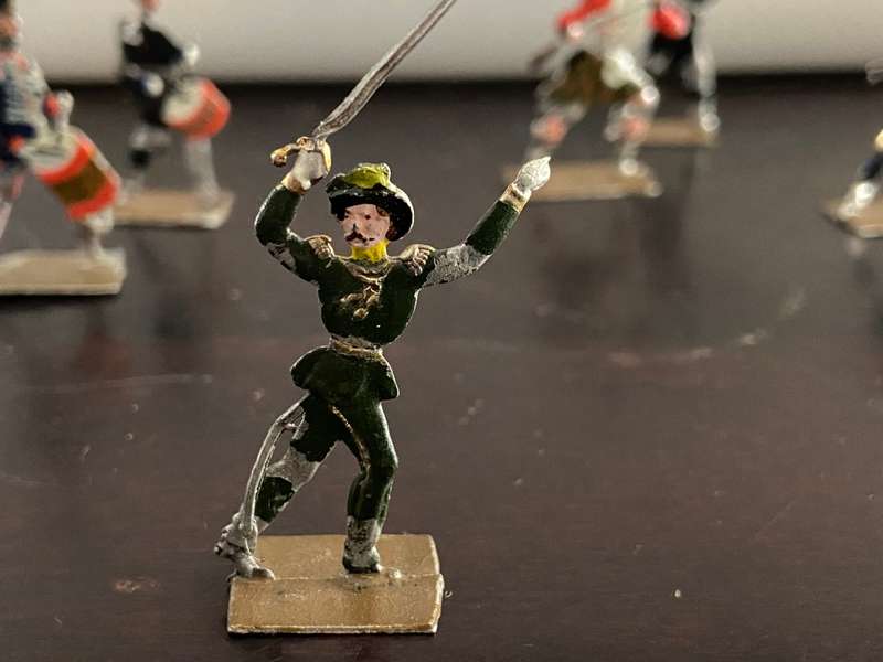 VERY OLD LEAD SOLDIER LOT Flatties