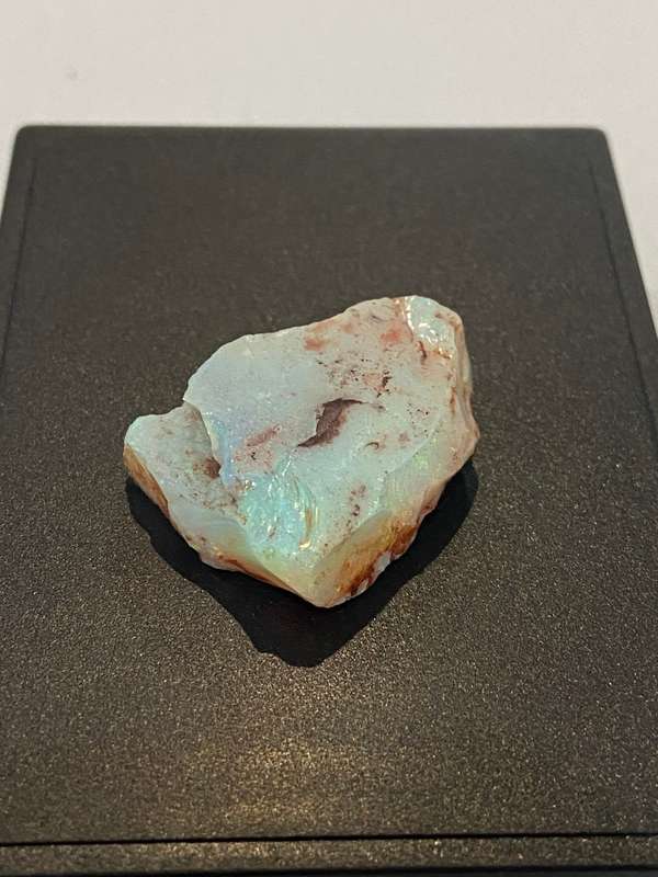 UNCUT 29 carat Opal stone