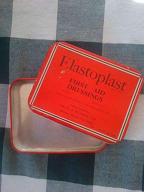Elastoplast Old Tin: Great Collectors Piece