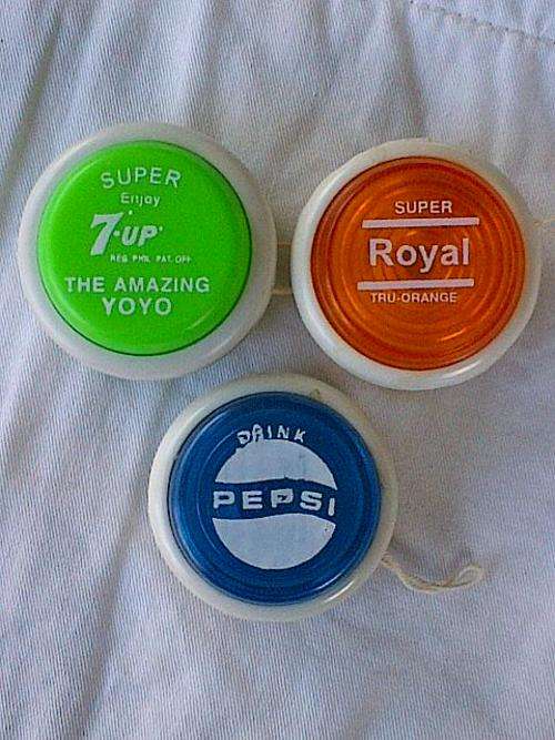 Lot Three Yo Yo's : Pepsi / 7 up / Royal True Orange GREAT OLD YO YO's