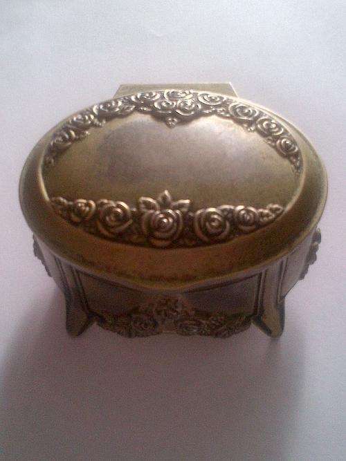 TRINKET BOX - JAPANESE STYLE - LIGHT METAL