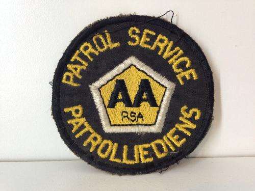 AA VINTAGE PATROL SERVICE - PATROLLIEDIENS - CLOTHES BADGE - GREAT FIND -