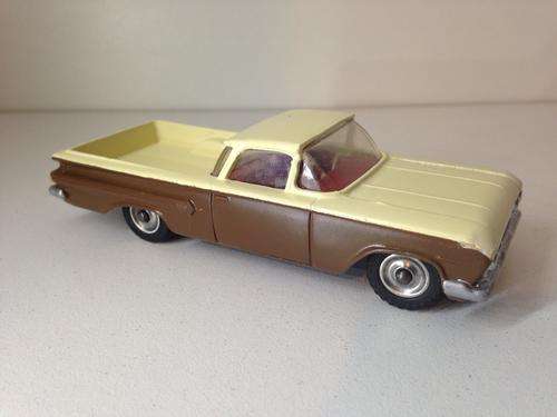 DINKY TOYS - CHEVROLET EL CAMINO PICK UP - MECCANO ENGLAND -