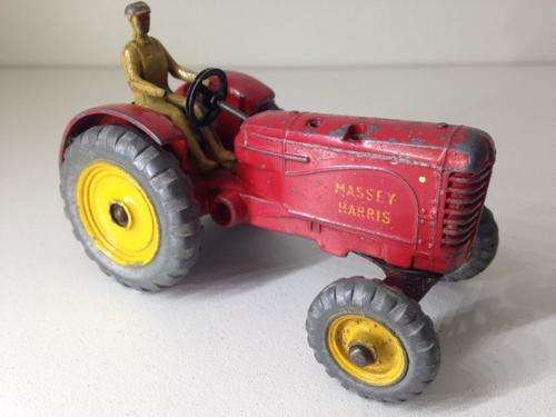 DINKY TOYS - MECCANO ENGLAND - MASSEY HARRIS TRACTOR - GREAT FIND -