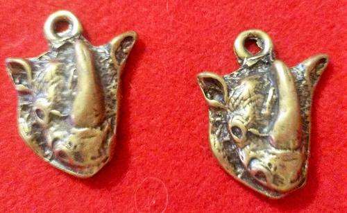 8 x rhino face charms - brass