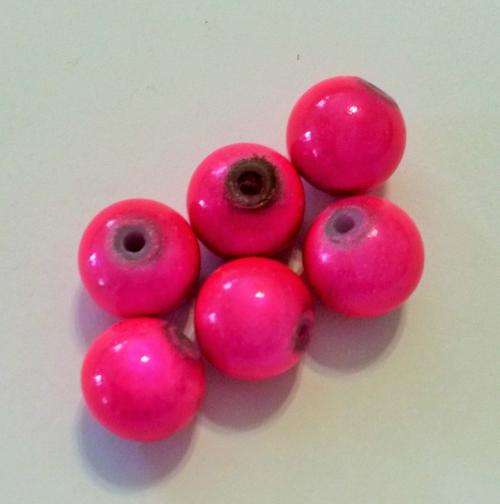 40 x 10mm round bright pink moon beads