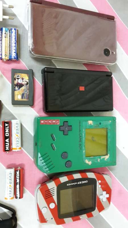 Nintendo Game boy and DS lot of 4